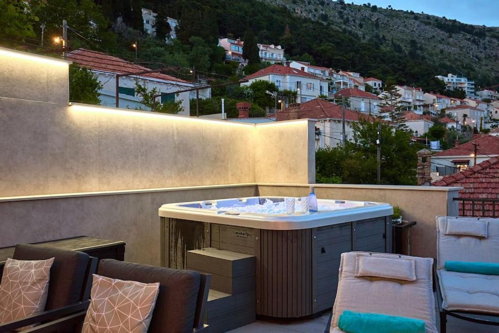 New & Stunning Views In Luxury 5* Divona Apartment Dubrovnik Eksteriør billede