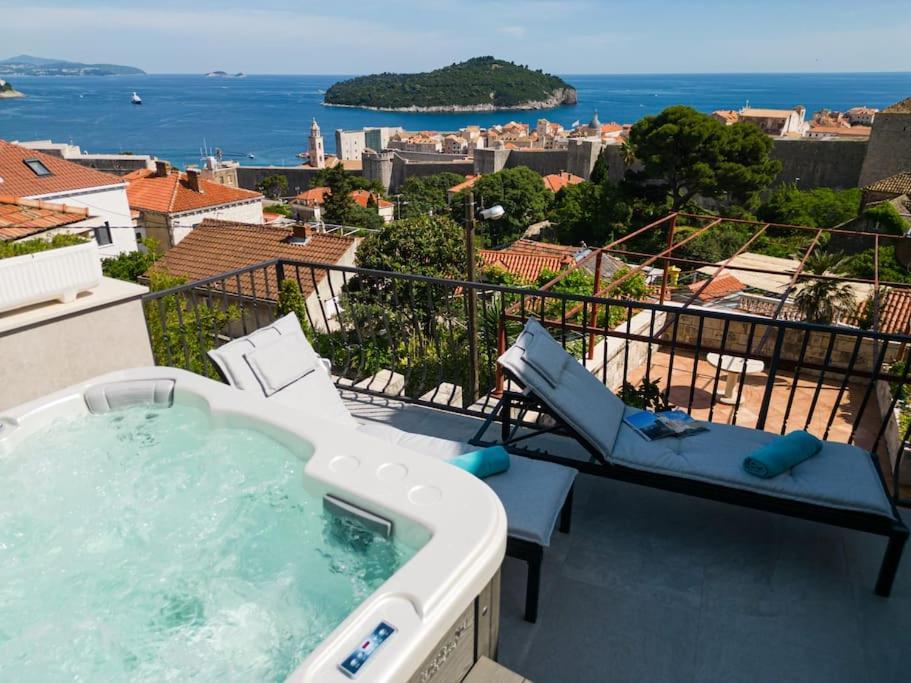 New & Stunning Views In Luxury 5* Divona Apartment Dubrovnik Eksteriør billede